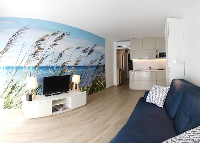 Optimist Apartment *